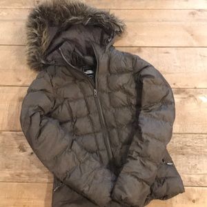 North face goose down jacket (XS)